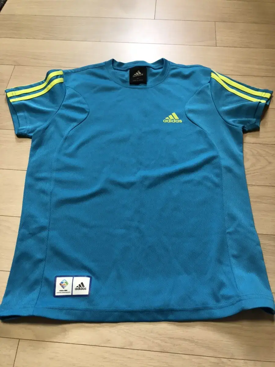  Adidas, Yonex, Wilson Women's Athletic Wear