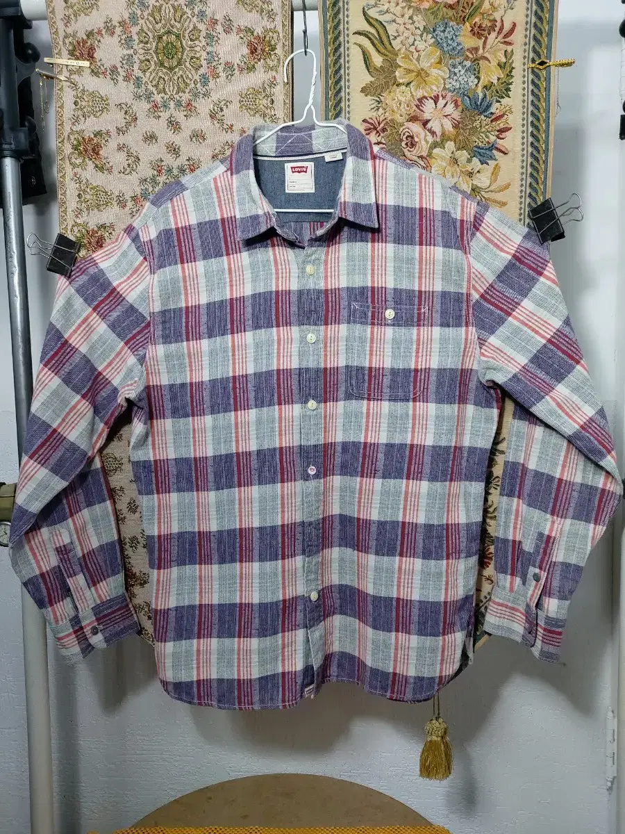 100 Levi's Check Cotton Shirt