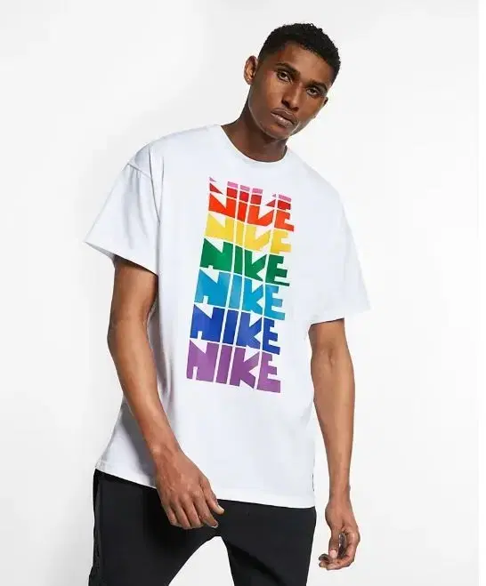 Nike Breathe T-shirt (100-105)