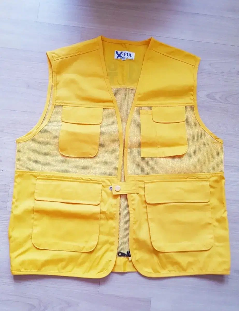 New) Safety vests, etc.