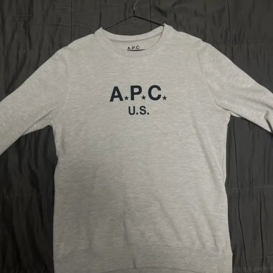 정품 apc 맨투맨 m