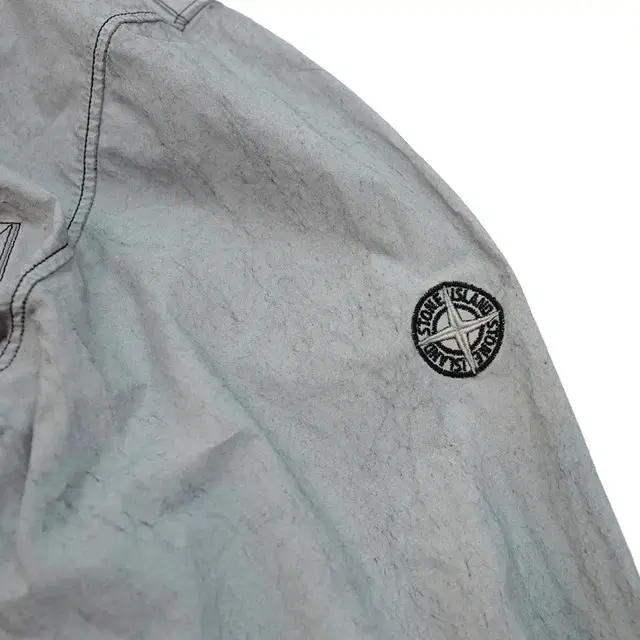 스톤아일랜드(Stone Island) 빈티지한 위싱 4포켓 셔츠 (남방