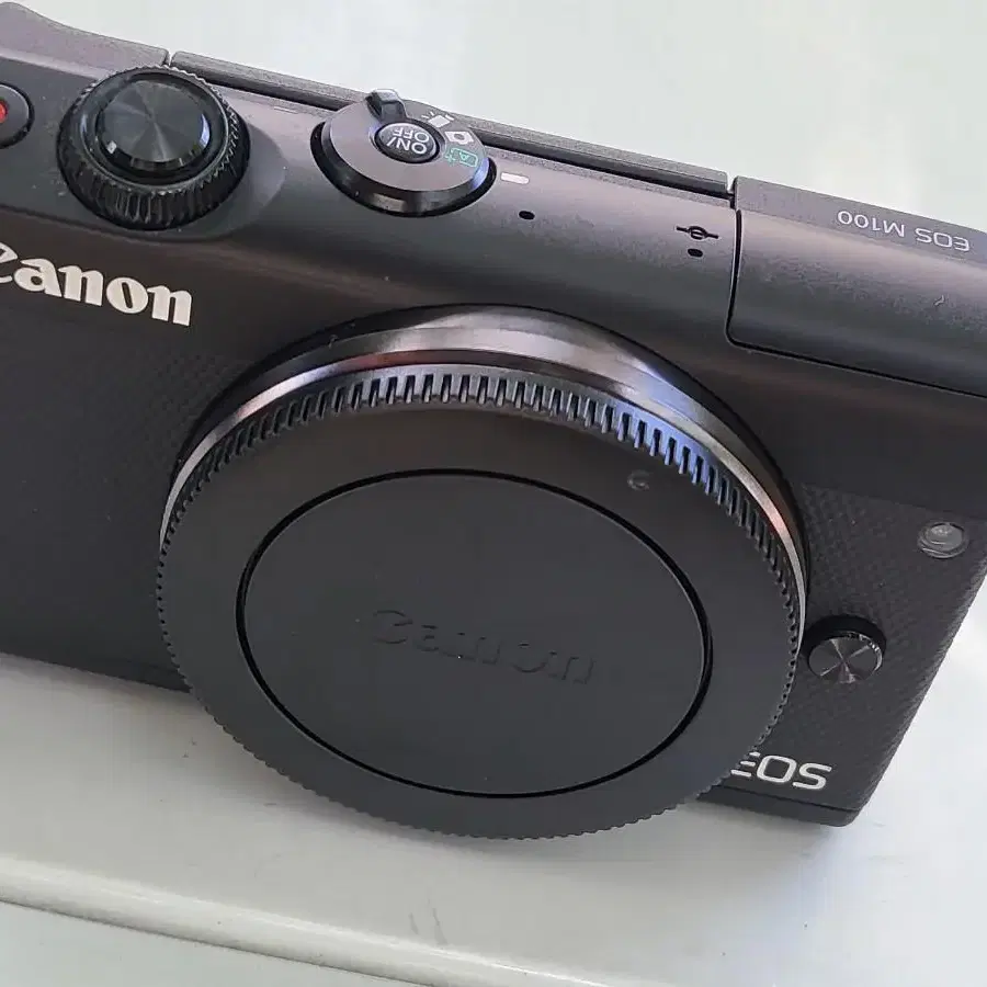 캐논 eos m100 화이트 블랙 핑크  바디킷 m10