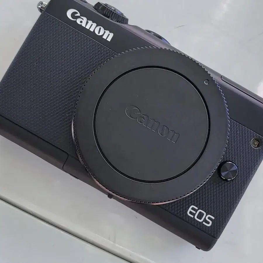 캐논 eos m100 화이트 블랙 핑크  바디킷 m10