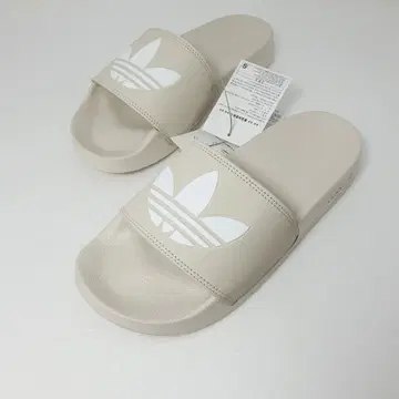 아디다스 아딜렛라이트W FY6541남여공용 슬리퍼 중고거래 | 취향을 잇는 거래 번개장터 중고거래