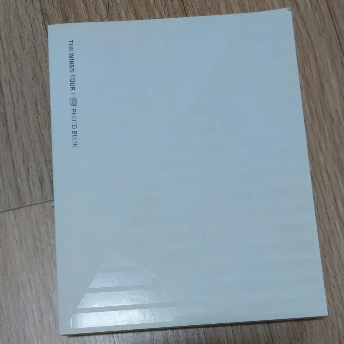 I'm selling my bangtan wingcon face photo collection photobook.