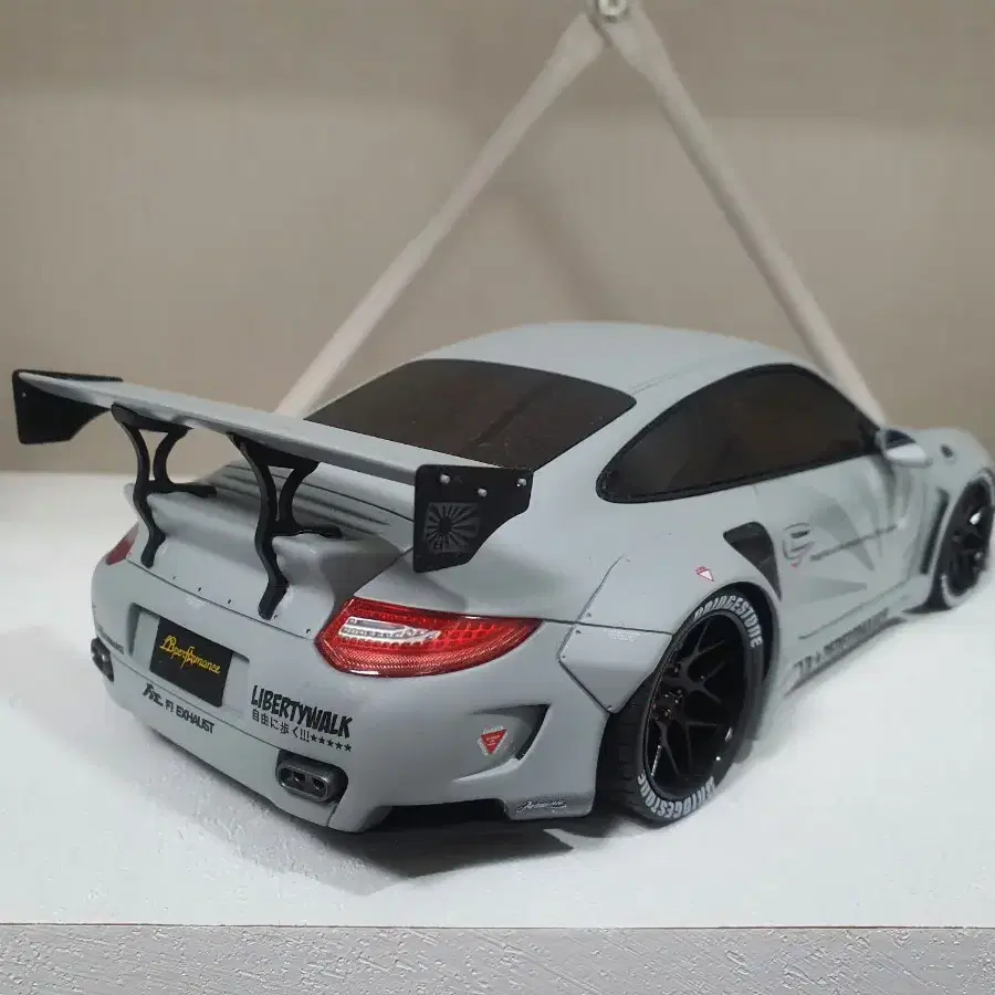 1:18 GTSPIRIT 포르쉐997