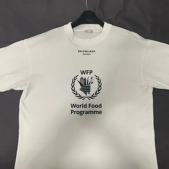 정품)발렌시아가 wfp 반팔 XS size 오버핏