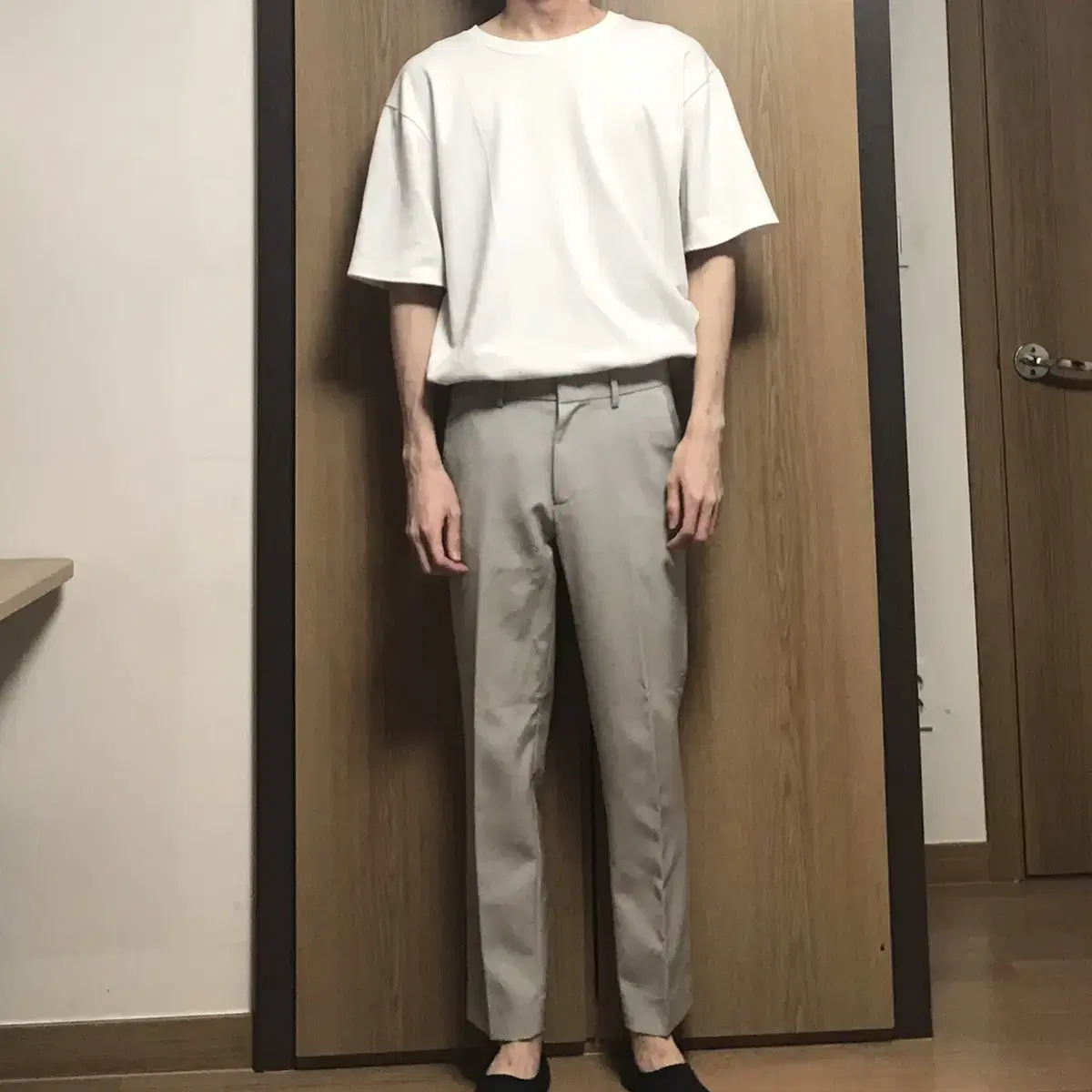 [29] Project M Light Gray Slim-Straight Slacks