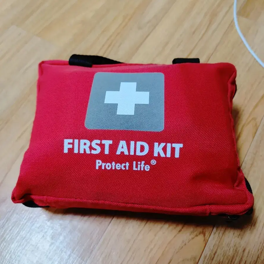 FIRST AID KIT Protect Life 구급낭 판매