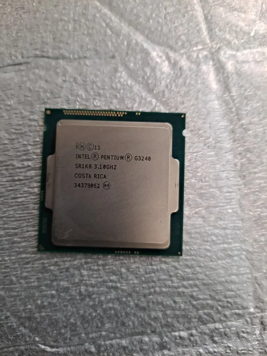 CPU  G3240