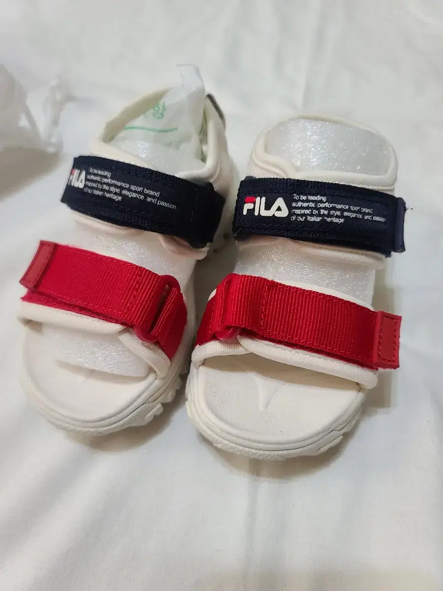 Fila 휠라 키즈 샌들 150사이즈