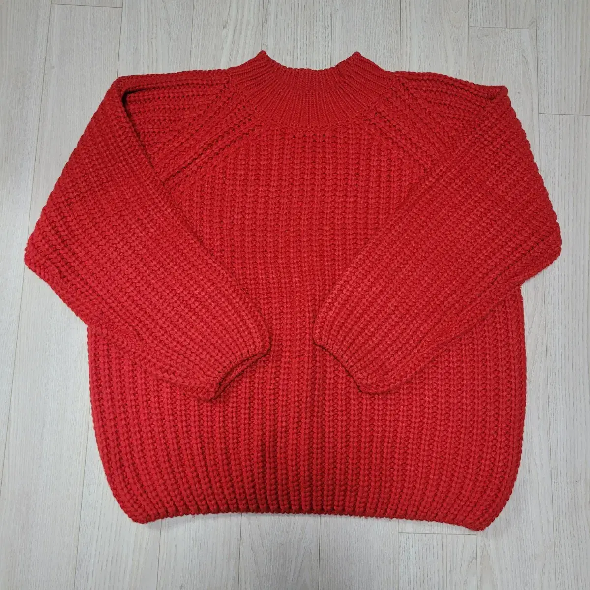 Knit/sweater