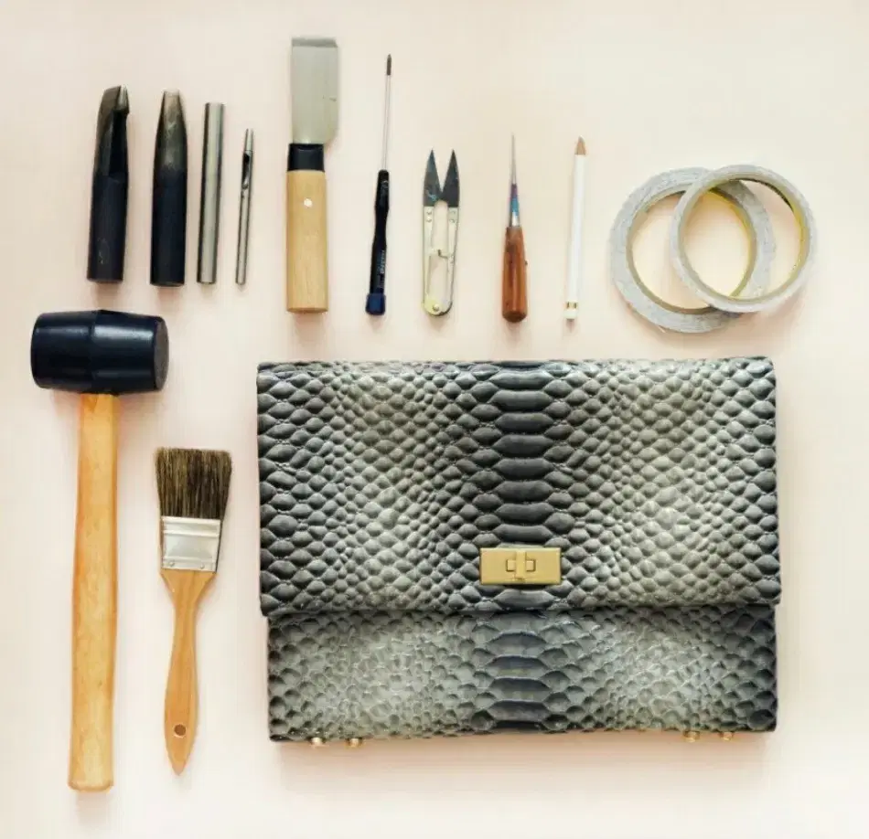 LS SON LaSon handmade clutch bag women's