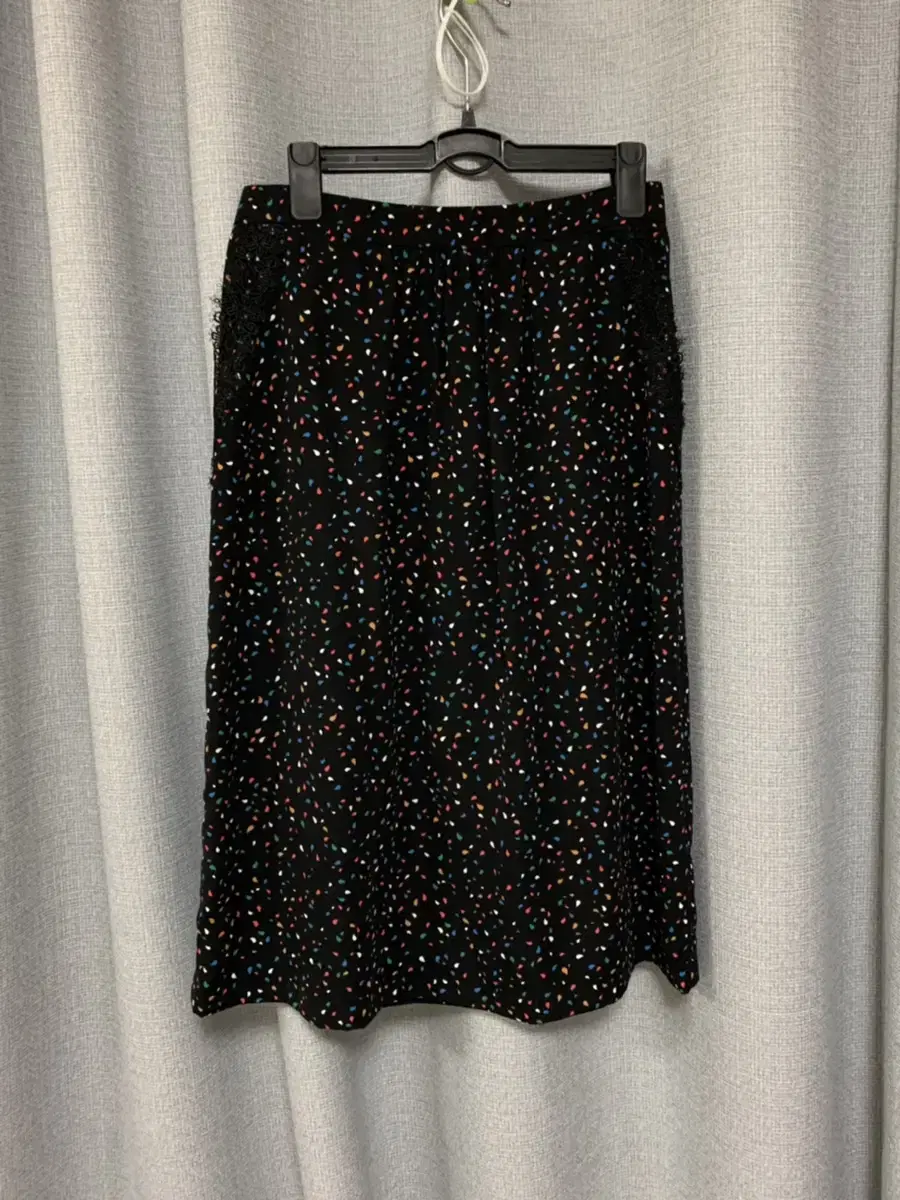 [New Product] [SHESMISS] A skirt that is comfortable and stylish, and even has pockets