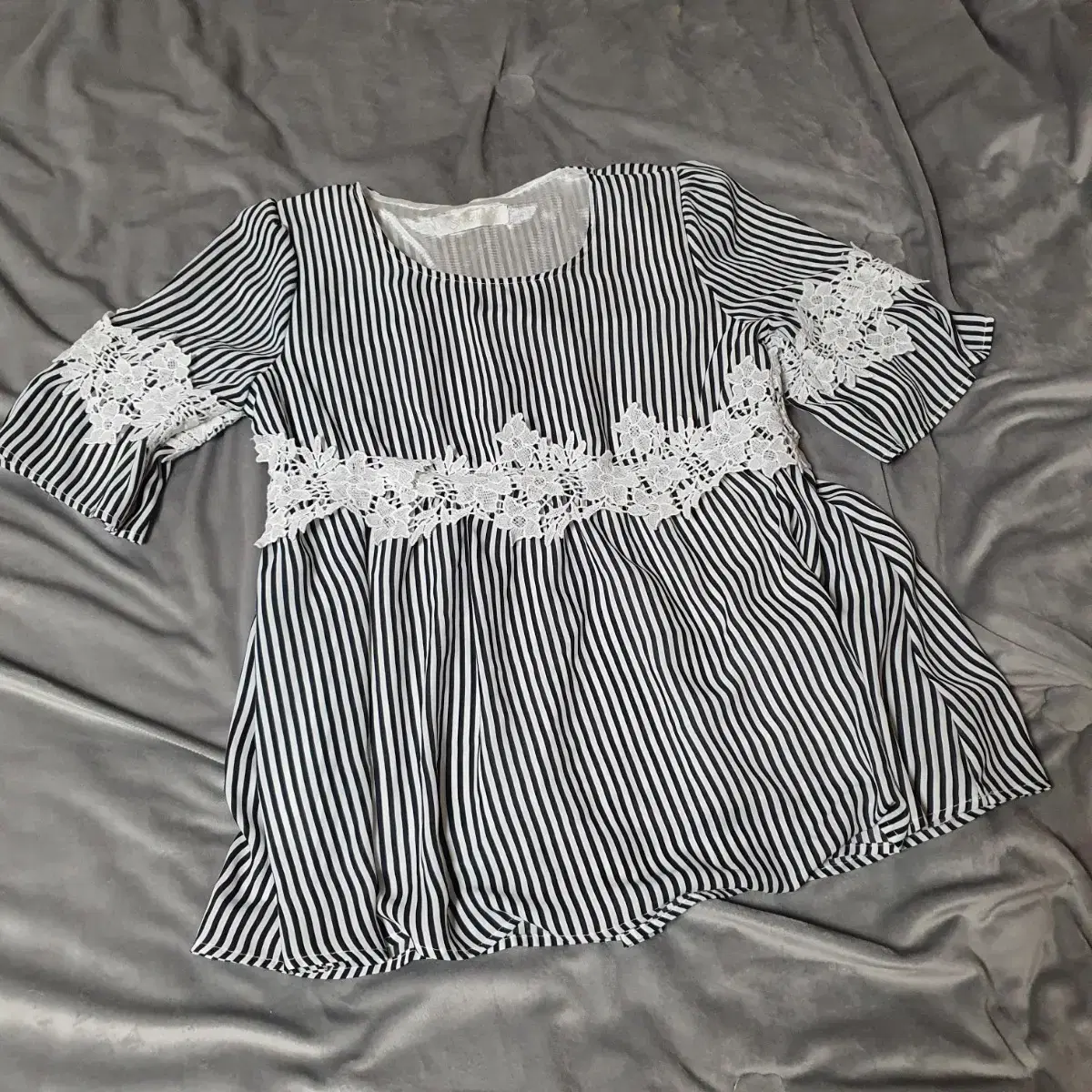 Free-size comfortable blouse