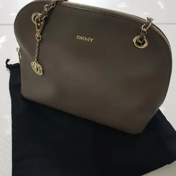 (A급++정품)DKNY&토트백&체인&브라이언트 돔 사첼백&찐그레이