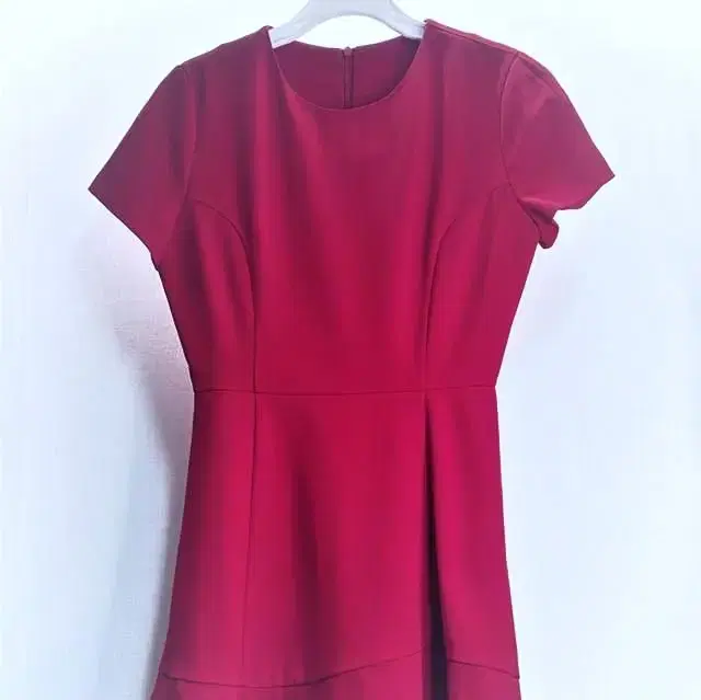 [S 55] KR Milk Cocoa Red Rose Slim Fit Luxury Minidress