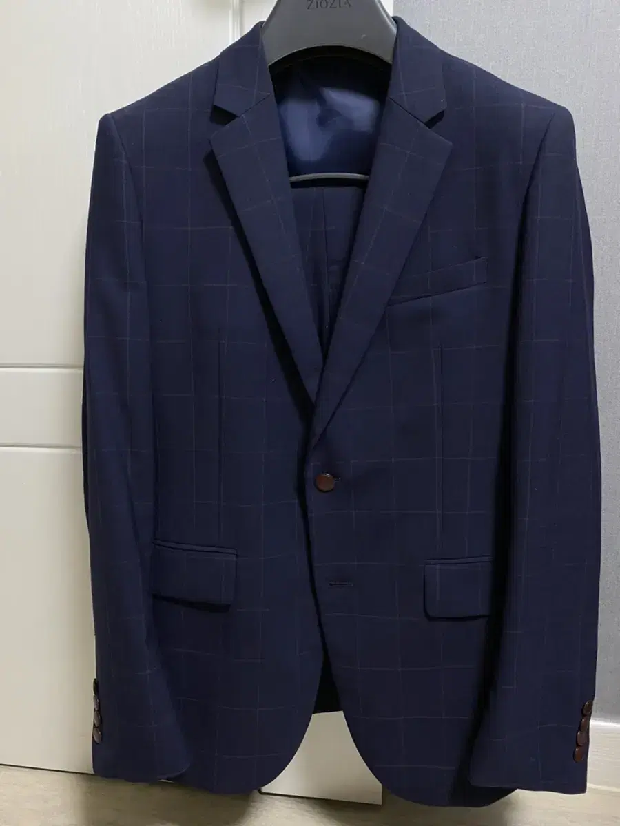 Men's suit Two-button 