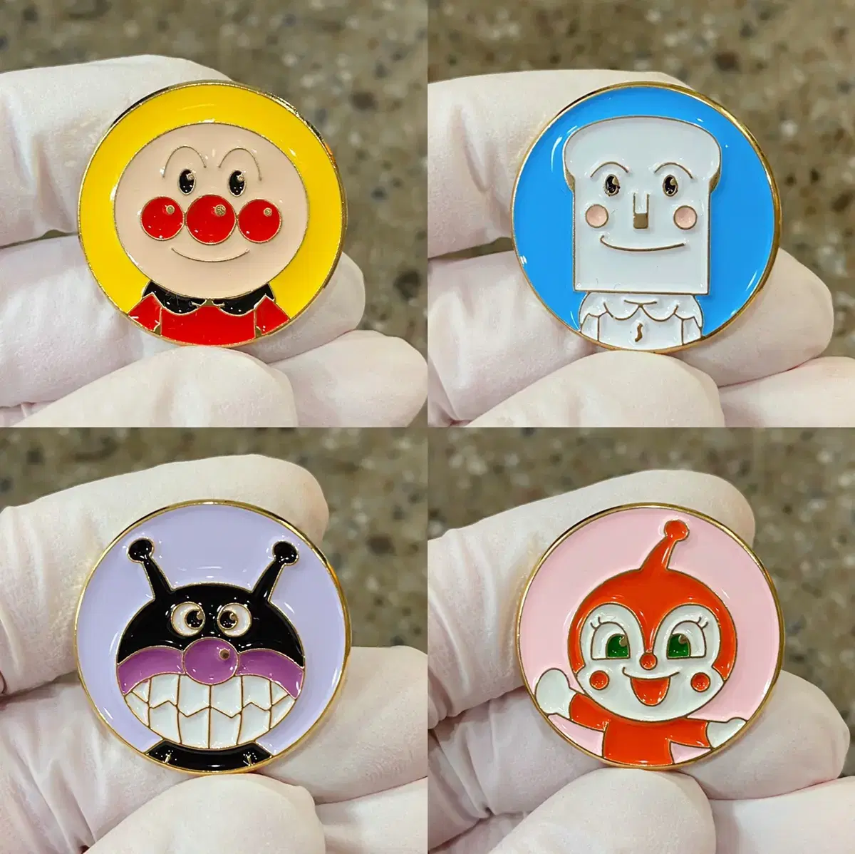 Fly Anpanman (Germ Man/Crackle/Bread Man) Badge