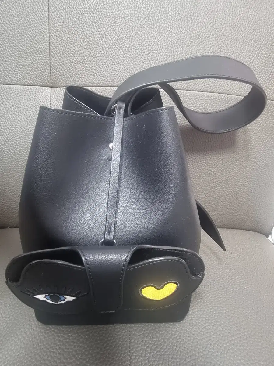 Oyani Gelato Bucket Bag