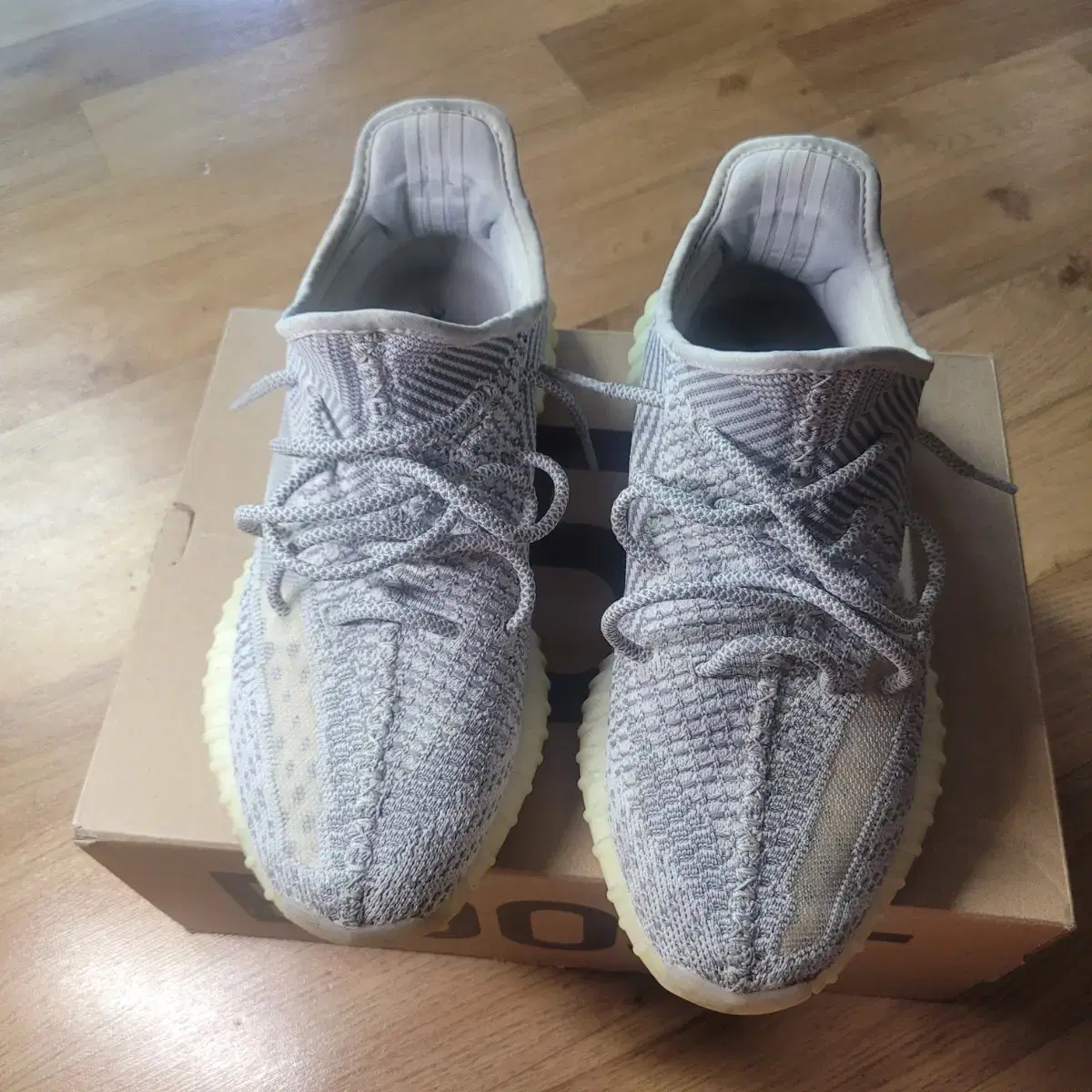 이지부스트 350 스태틱 논리플렉티브 275 정품 풀박스 | 브랜드 중고거래 플랫폼, 번개장터