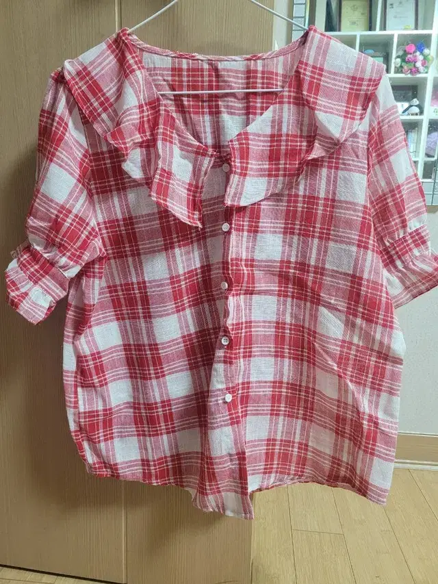 Checked linen blouse