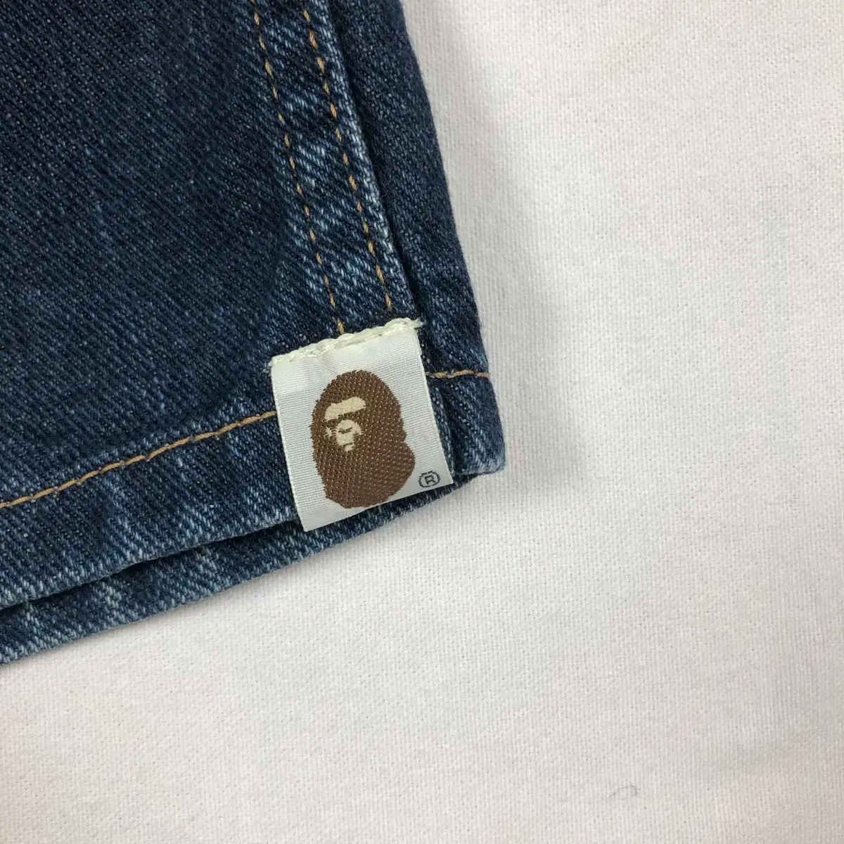 2006년도 베이프 bape og college 로고 프린트 데님 반바지