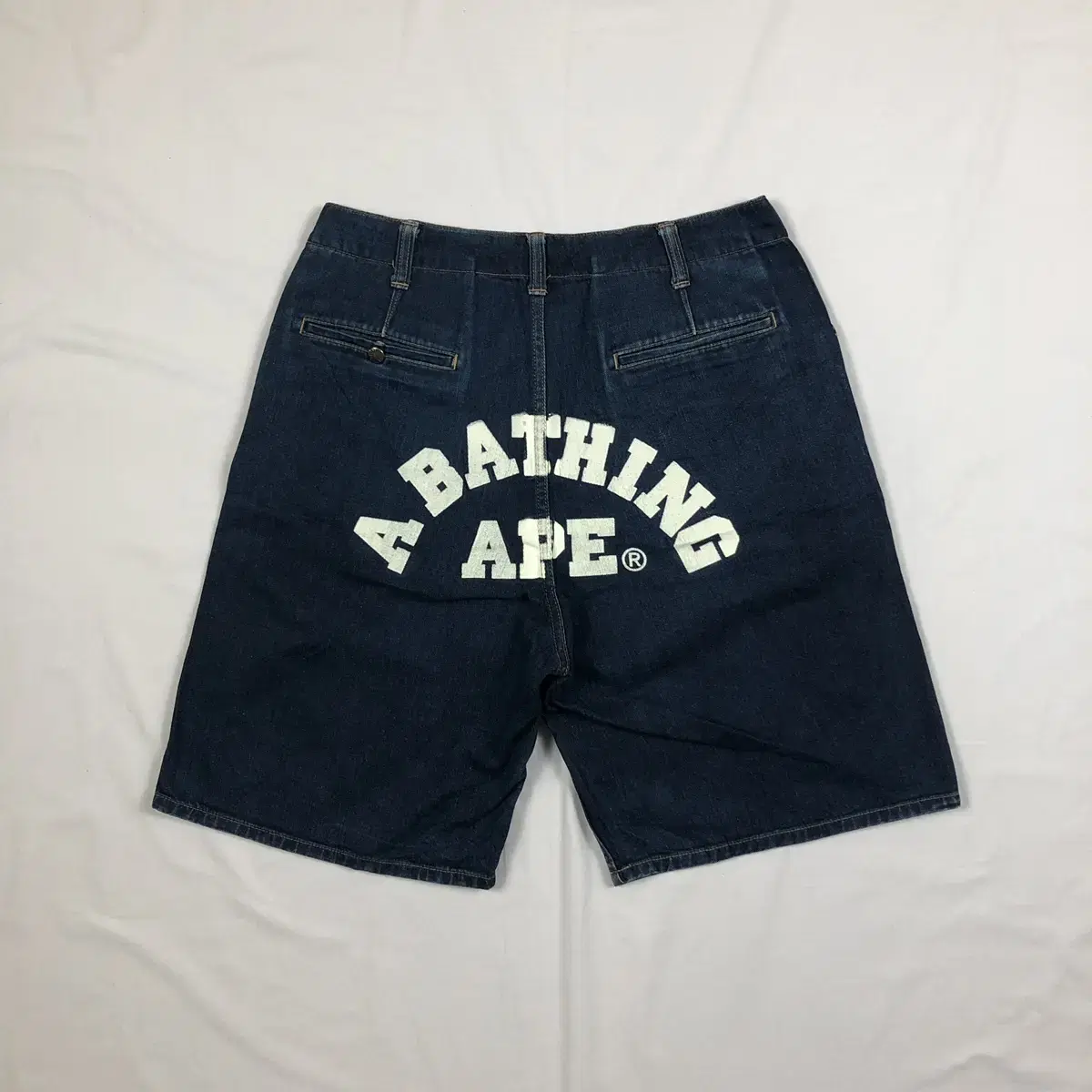 2006년도 베이프 bape og college 로고 프린트 데님 반바지