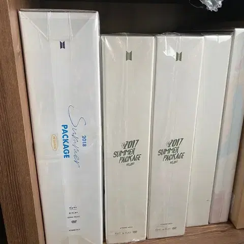 방탄소년단(BTS)물품 DVD 앨범 굿즈 포카 등 팔아요