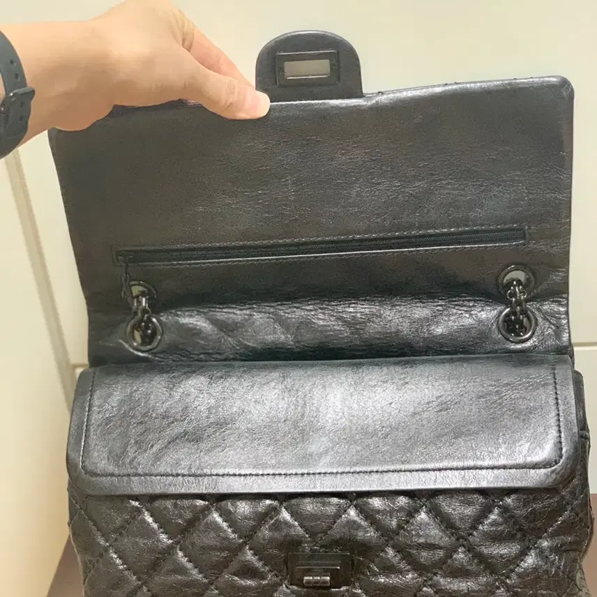 샤넬 빈티지 미듐 블랙 가방 사진 7