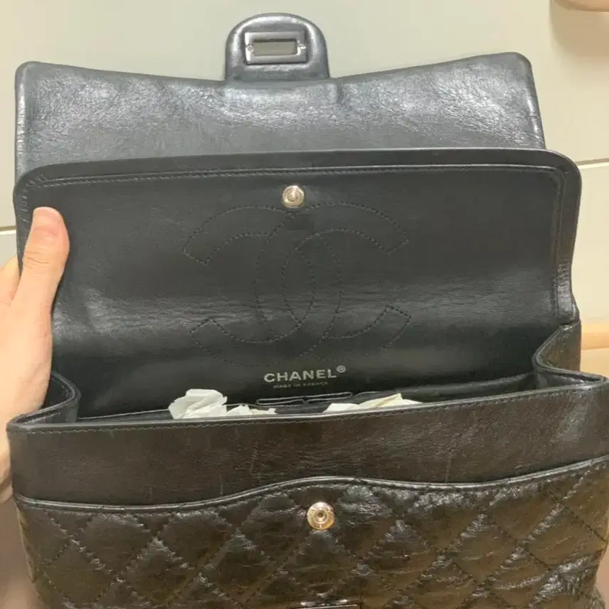 샤넬 빈티지 미듐 블랙 가방 사진 8