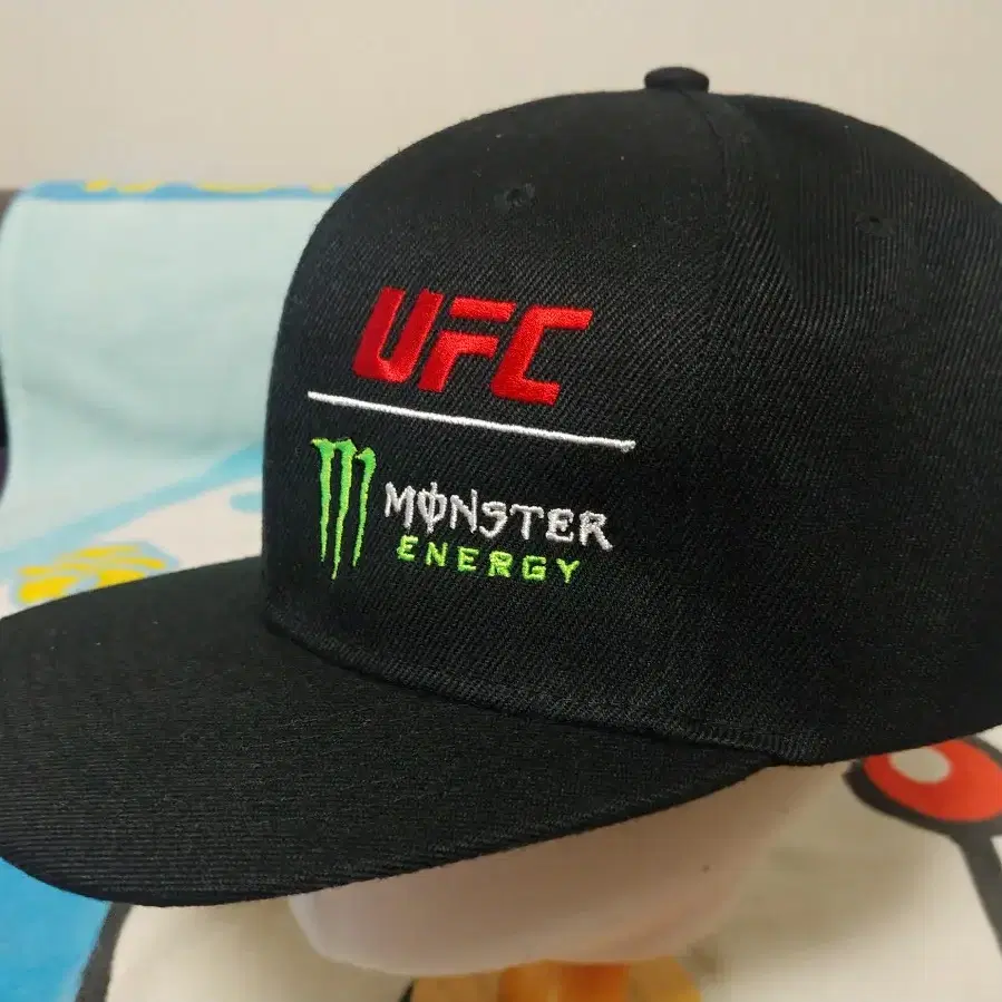 UFC REDBULL 스냅백 레드불.UFC 스냅백