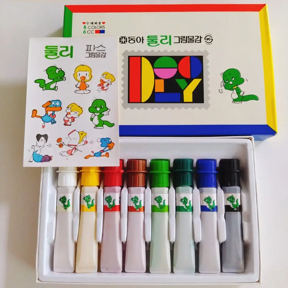 1991 Doolittle Dongsa painting sticker / Vintage cartoon classic stationery crayons