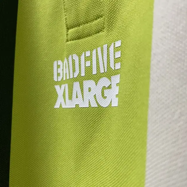 엑스라지(x-large) 리닝(lining) 배드파이브 티셔츠