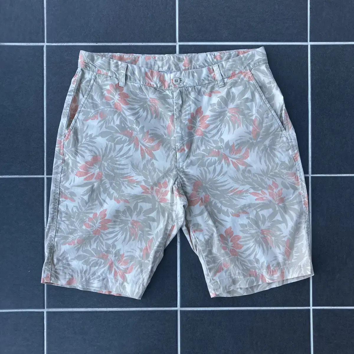 (L)UNIQLO Hawaiian vahn 