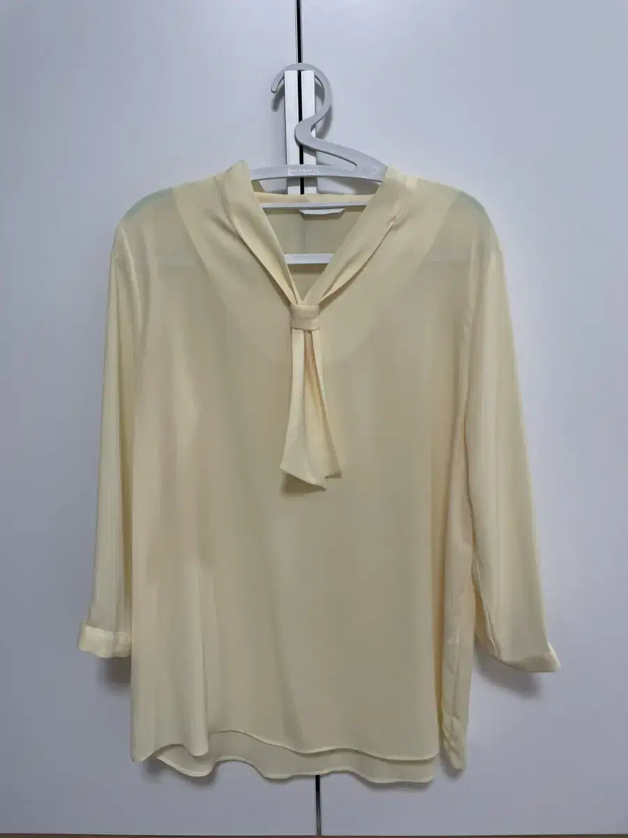 Yellow blouse