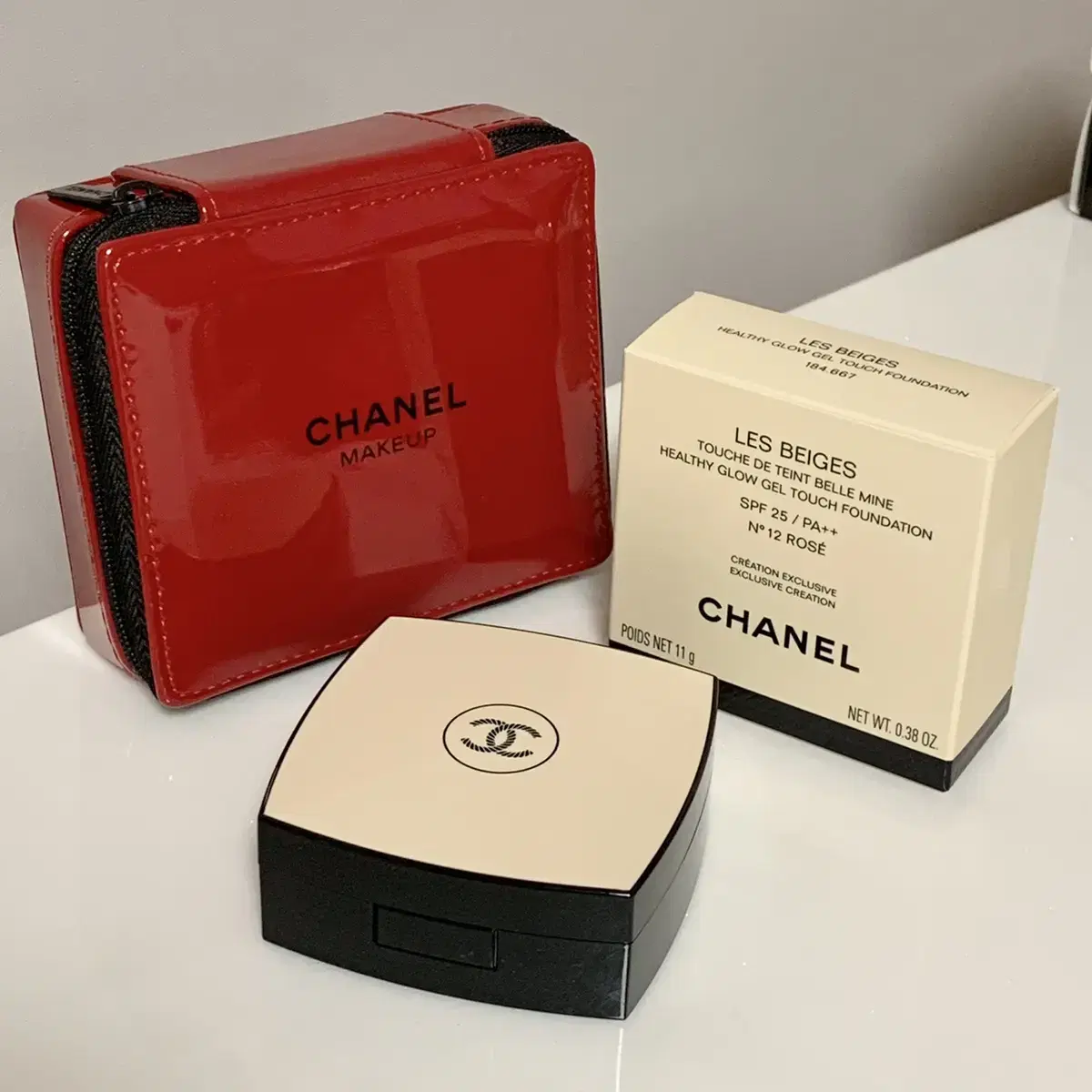 New product Chanel Le Veau Cushion limited edition Powder Pouch Set Limited Edition