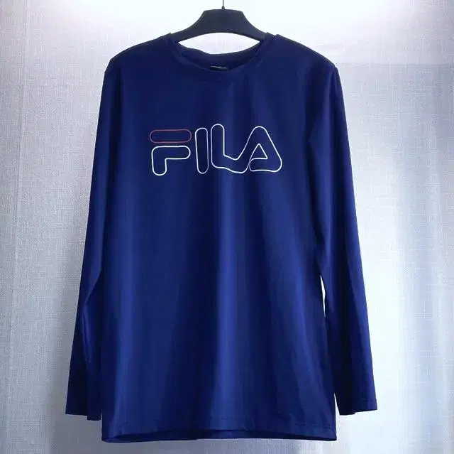 [S 55] Fila 휠라 네이비 로고 트레이닝 스판 티셔츠