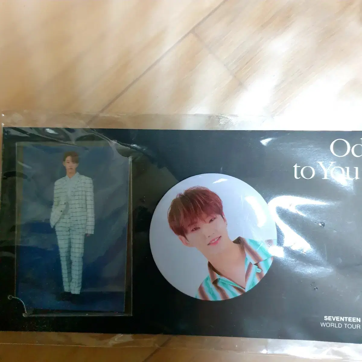 Seventeen hoshi Eau de Toilette Badge, photocard ODE TO YOU 