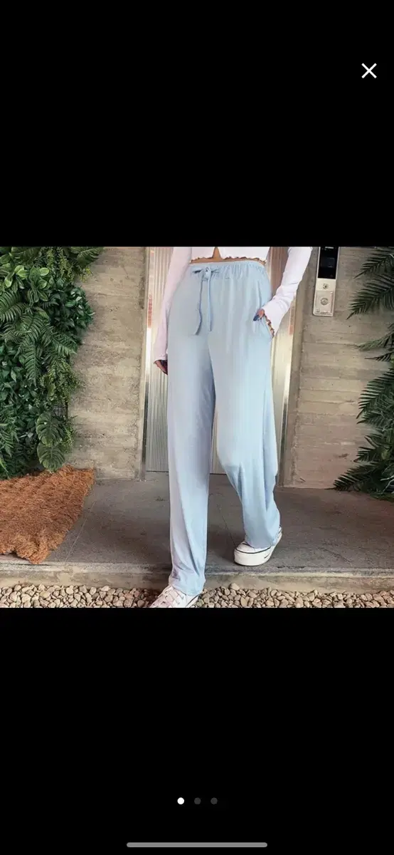 Cuanqu)tsur wide-legged pants