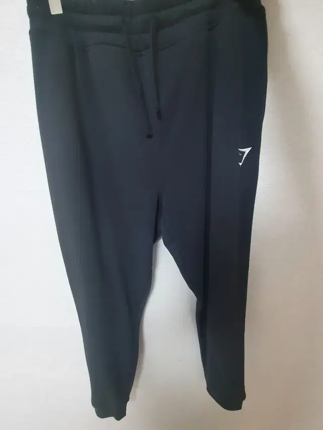 GYMSHARK 운동복바지 black gray 두개 SIZE:XL