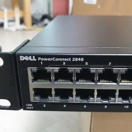 DELL PowerConnect 2848 - 48포트 기가 허브