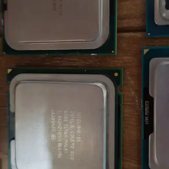 컴퓨터 CPU E2160 , E6700 , E5400, E5200 ,