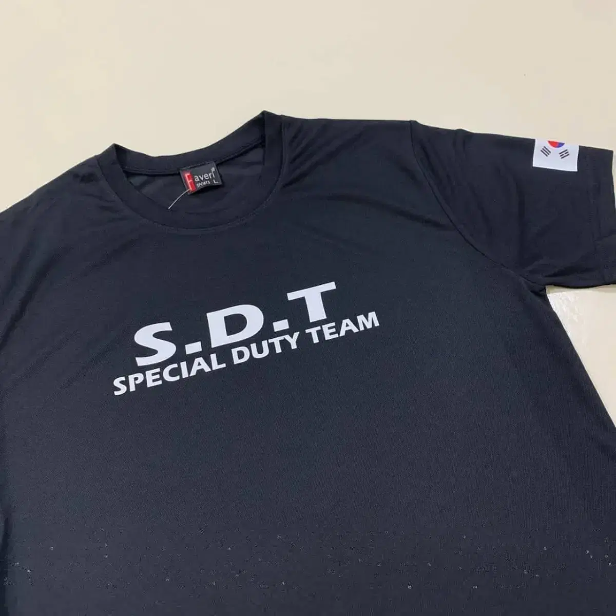 SDT 티셔츠