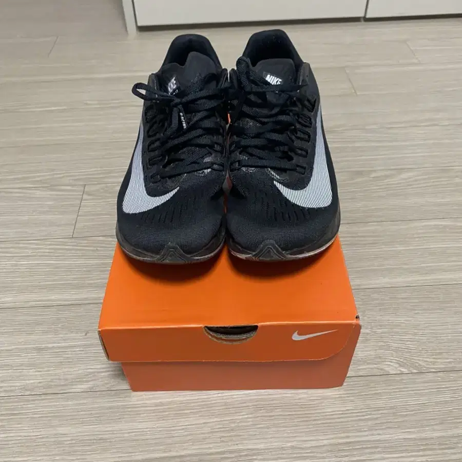 nike zoom fly 나이키 240 운동화 팝니다. 