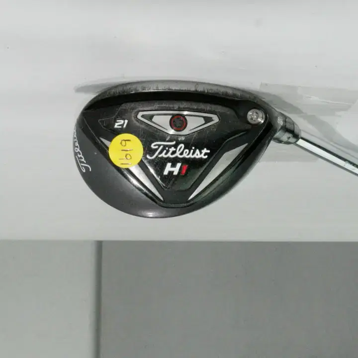 Titleist 816 H1 21 degree used utility golf club