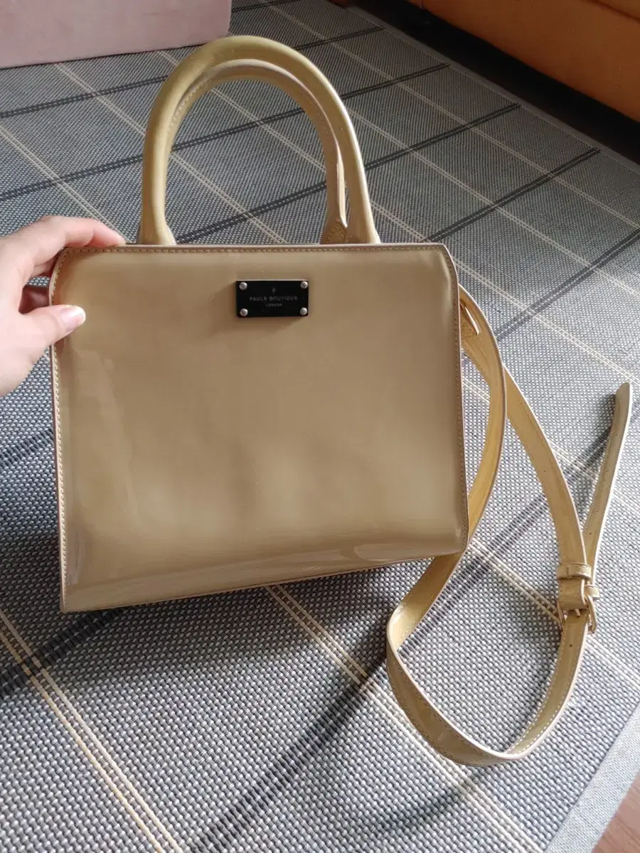 Falls Boutique Logan Crossbody Bag