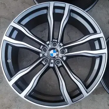 22인치 BMW 뉴X6 612M.st 건메탈폴리쉬 신품휠 1대분