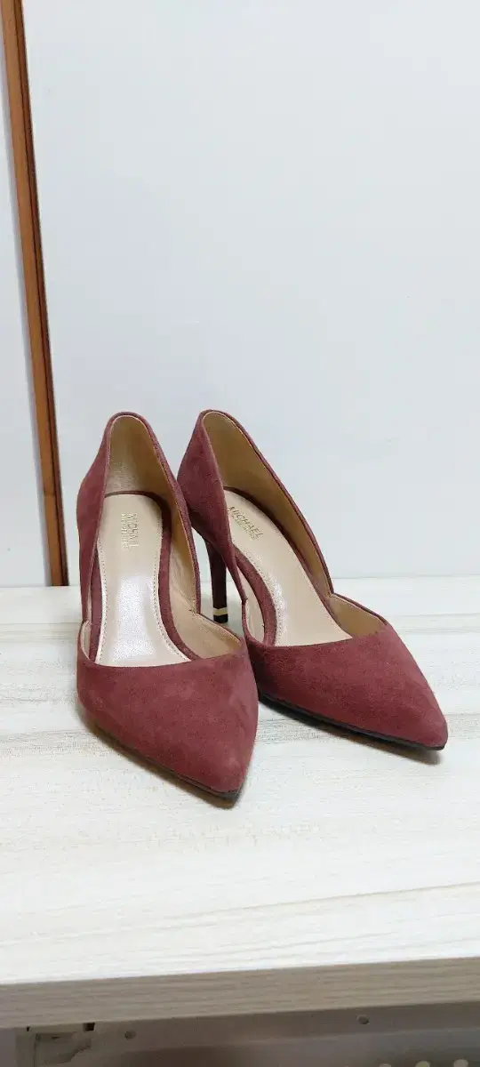 Michael Kors UnwornNew Heels